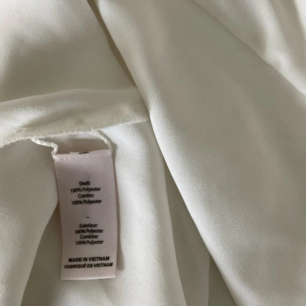 Cinq à Sept Cropped Bow Blouse White Pleated Collar Long Sleeve Size M - Picture 5 of 6